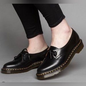 RARE - Dr. Martens Oxford Loafers -discontinued style